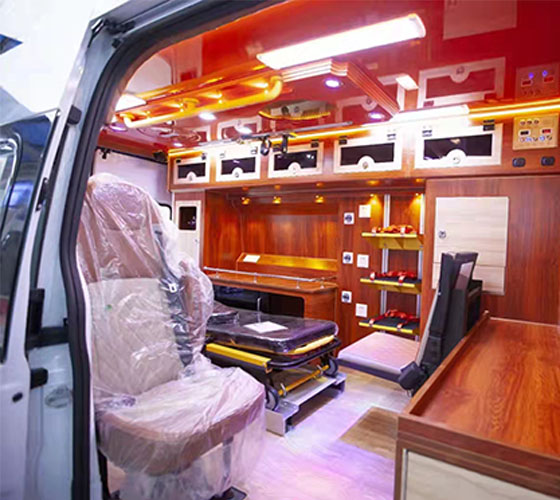 桦甸市车辆内部展示